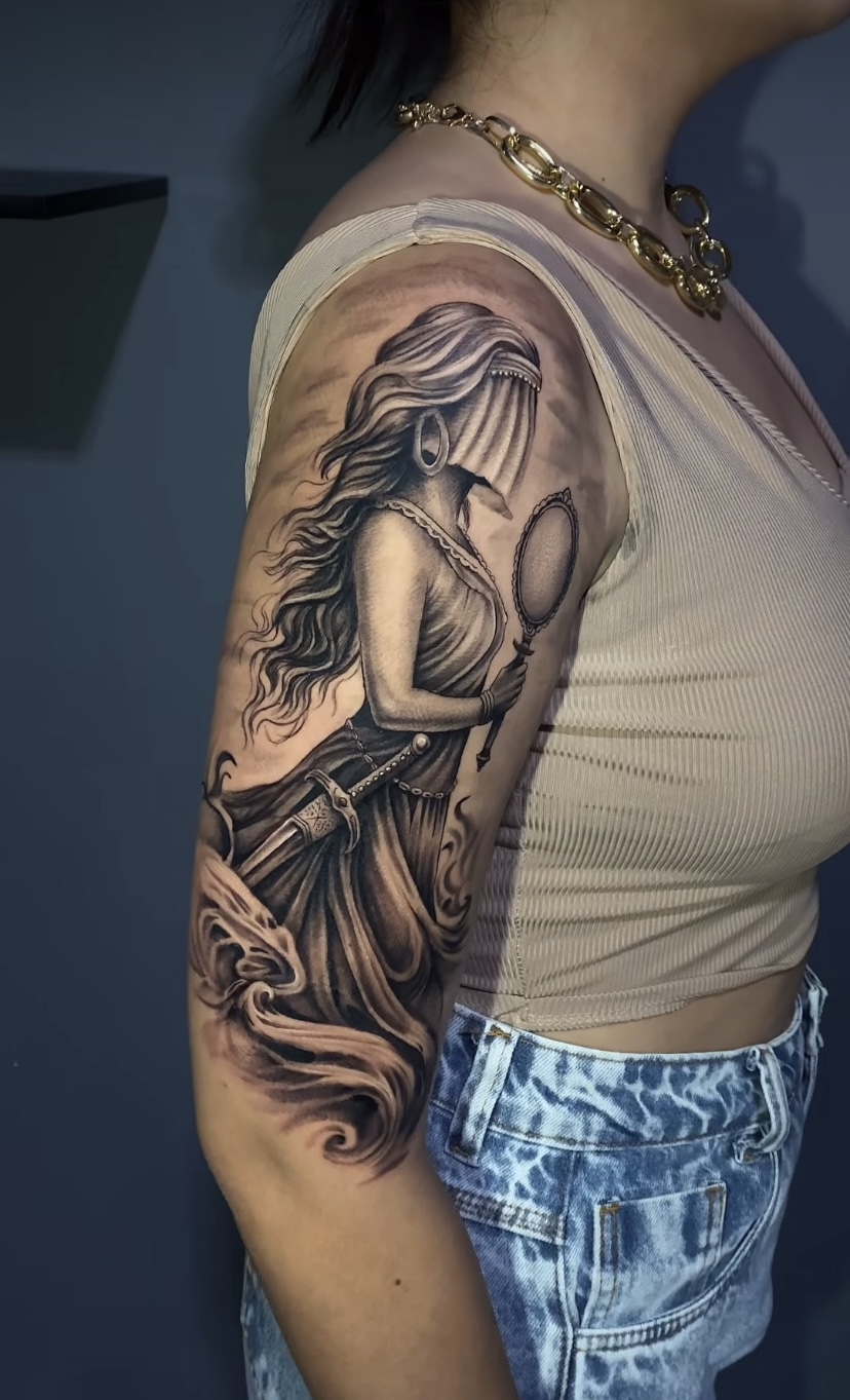 Realismo black & grey